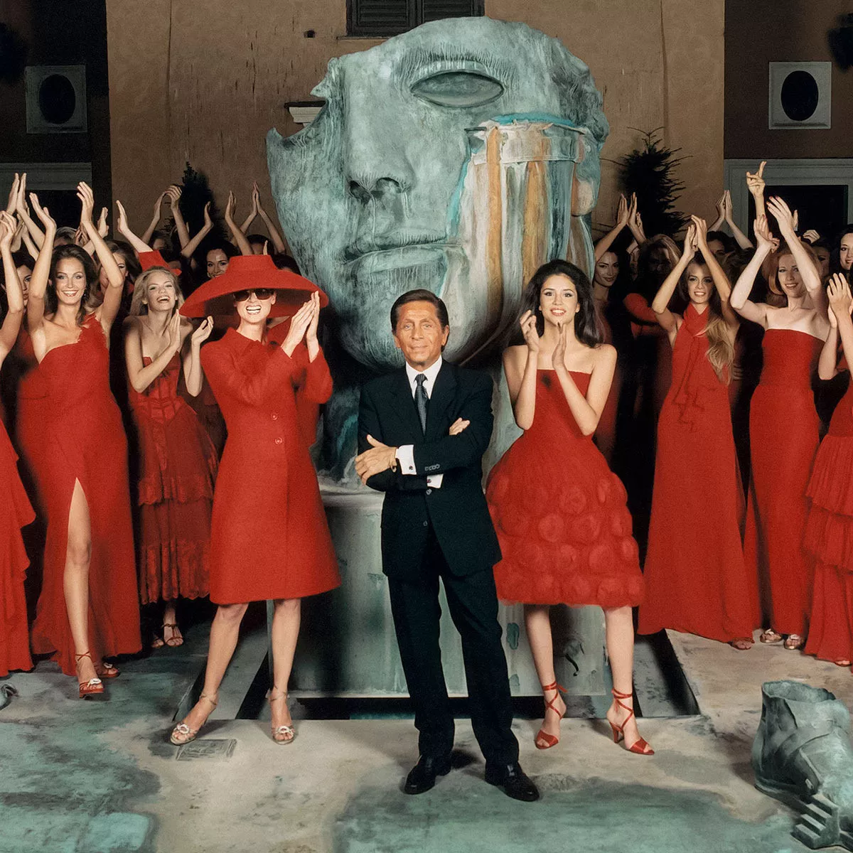 «Я люблю красоту — и это не моя вина» Валентино Гаравани: карта жизни Ци Мэнь (Ци Мень)